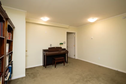 Powder Room Photo of 2556 Lower Road, Roberts Creek, BC