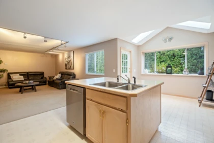 Guest Bathroom Photo of 6202 189 Street, Surrey, BC