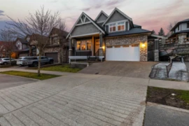 2355 Merlot Boulevard, Abbotsford, BC
