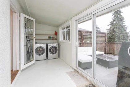 Mudroom Photo of 432 Richmond Street, New Westminster, BC