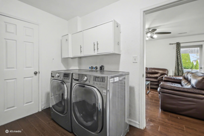 Powder Room Photo of 9279 156a Street, Surrey, BC