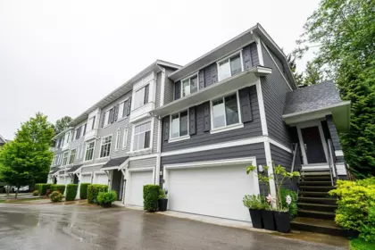 100 15340 Guildford Drive, Surrey, BC, Surrey — Townhouse for sale