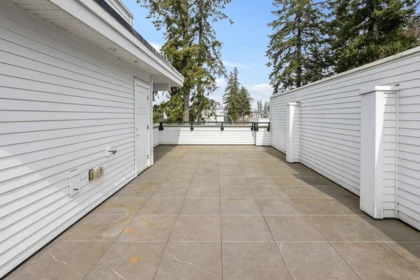Hot Tub / Spa Photo of 232 2218 Oak Meadows Drive, Surrey, BC