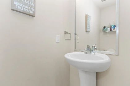 Laundry Room Photo of 228 32095 Hillcrest Avenue, Abbotsford, BC
