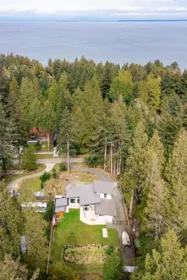 Fitness Center Photo Near 528 Aya Reach Road, Mayne Island, BC