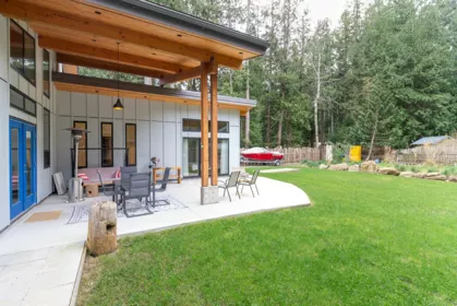 Mudroom Photo of 528 Aya Reach Road, Mayne Island, BC