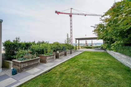 Garden / Landscaping Photo of 309 668 Columbia Street, New Westminster, BC