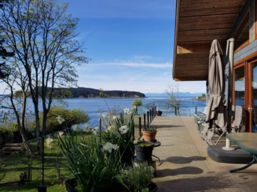 Mudroom Photo of 495 Deacon Lane, Galiano Island, BC