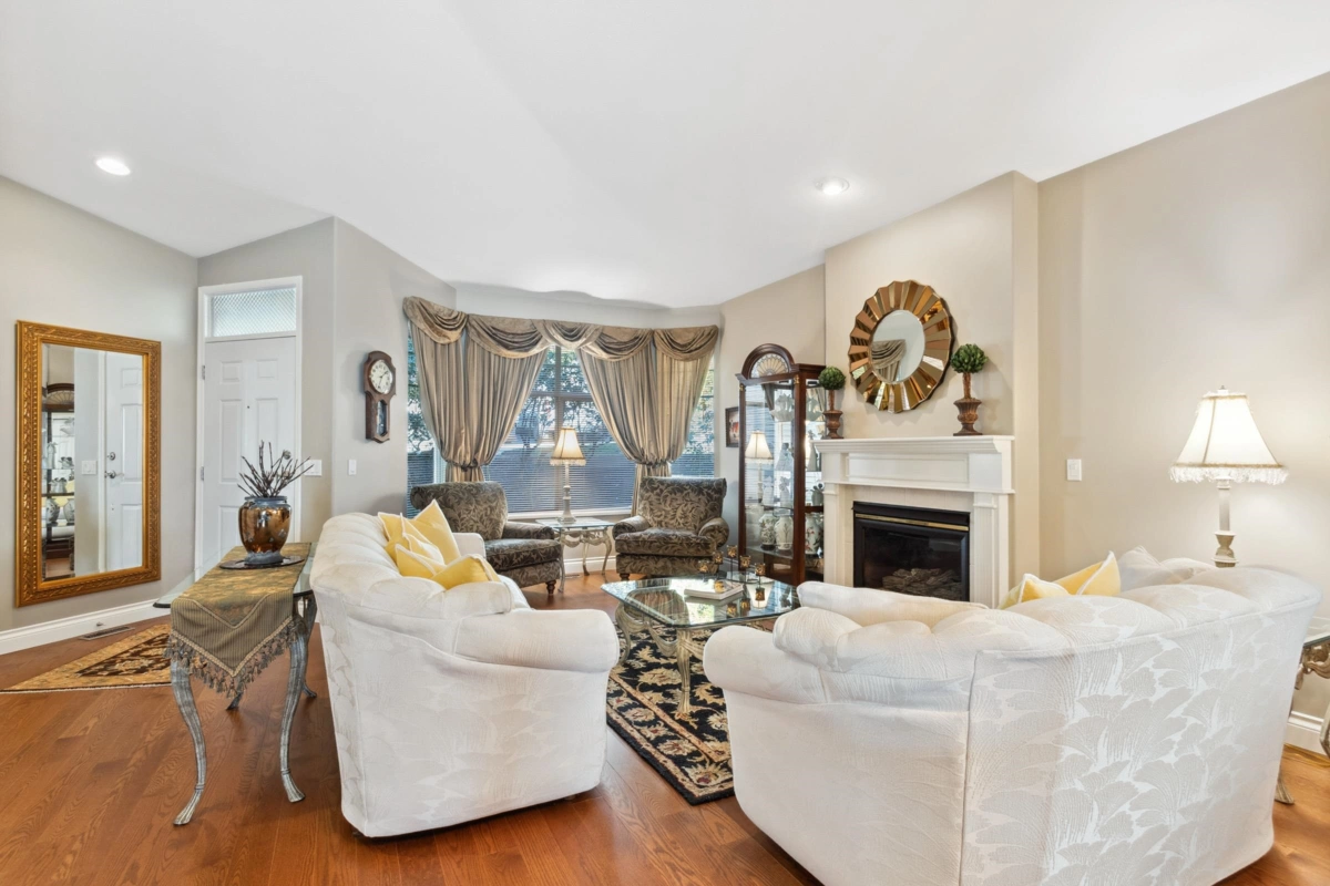 Living Room Photo of 121 2979 Panorama Drive, Coquitlam, BC