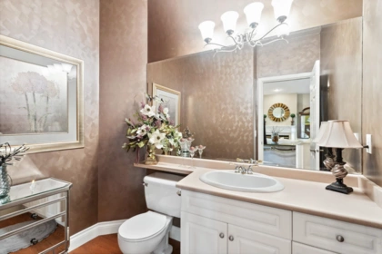 Hallway Photo of 121 2979 Panorama Drive, Coquitlam, BC