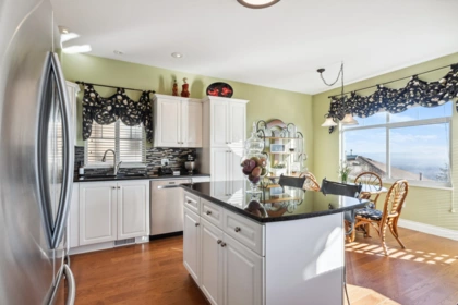 Primary Bedroom Photo of 121 2979 Panorama Drive, Coquitlam, BC