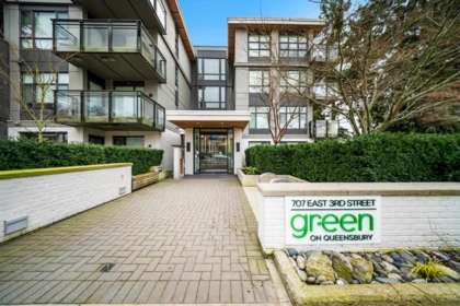 Outdoor Deck Photo of 110 707 E 3rd Street, North Vancouver, BC