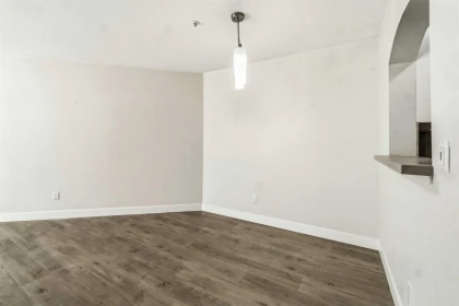 Guest Bathroom Photo of 310 2970 Princess Crescent, Coquitlam, BC