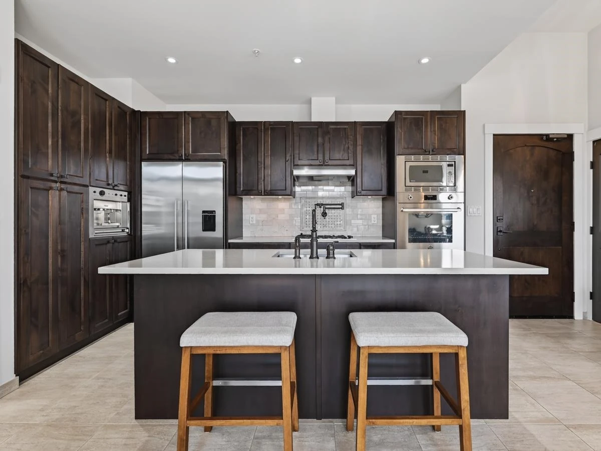 Family Room Photo of 403 4721 Hastings Street, Burnaby, BC