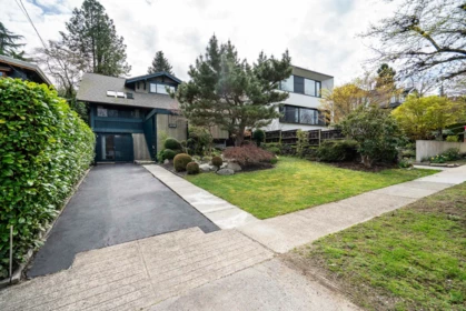 Hot Tub / Spa Photo of 4338 W 2nd Avenue, Vancouver, BC