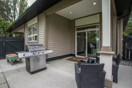 Hot Tub / Spa Photo of 1598 Parker Place, White Rock, BC