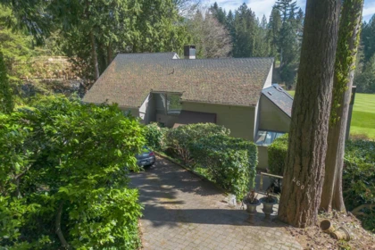 Kitchen Photo of 460 Southborough Drive, West Vancouver, BC