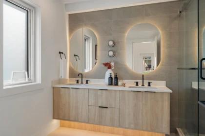 Powder Room Photo of 102 1132 Madore Avenue, Coquitlam, BC