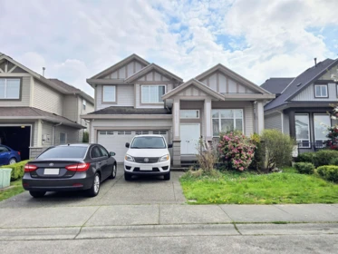19650 73a Avenue, Langley, BC, Langley — Single Family Residence for sale