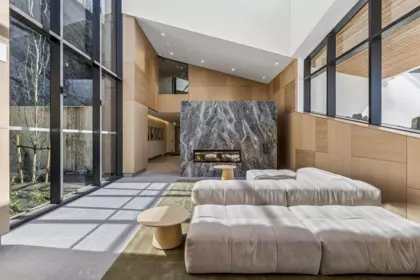 Staircase Photo of 609 3963 Uplands Way, West Vancouver, BC