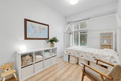 Guest Bathroom Photo of 206 15323 17a Avenue, Surrey, BC