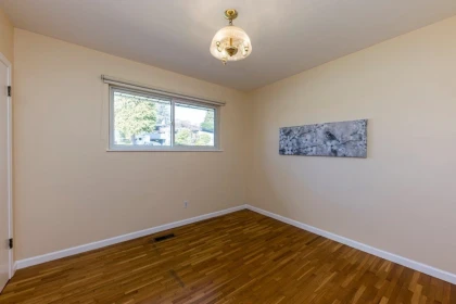Bedroom 3 Photo of 2094 Viewlynn Drive, North Vancouver, BC
