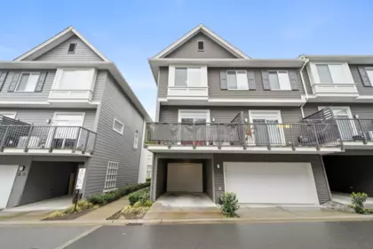 Outdoor Deck Photo of 156 15778 85 Avenue, Surrey, BC