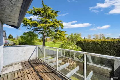 Staircase Photo of 10460 Hollybank Drive, Richmond, BC