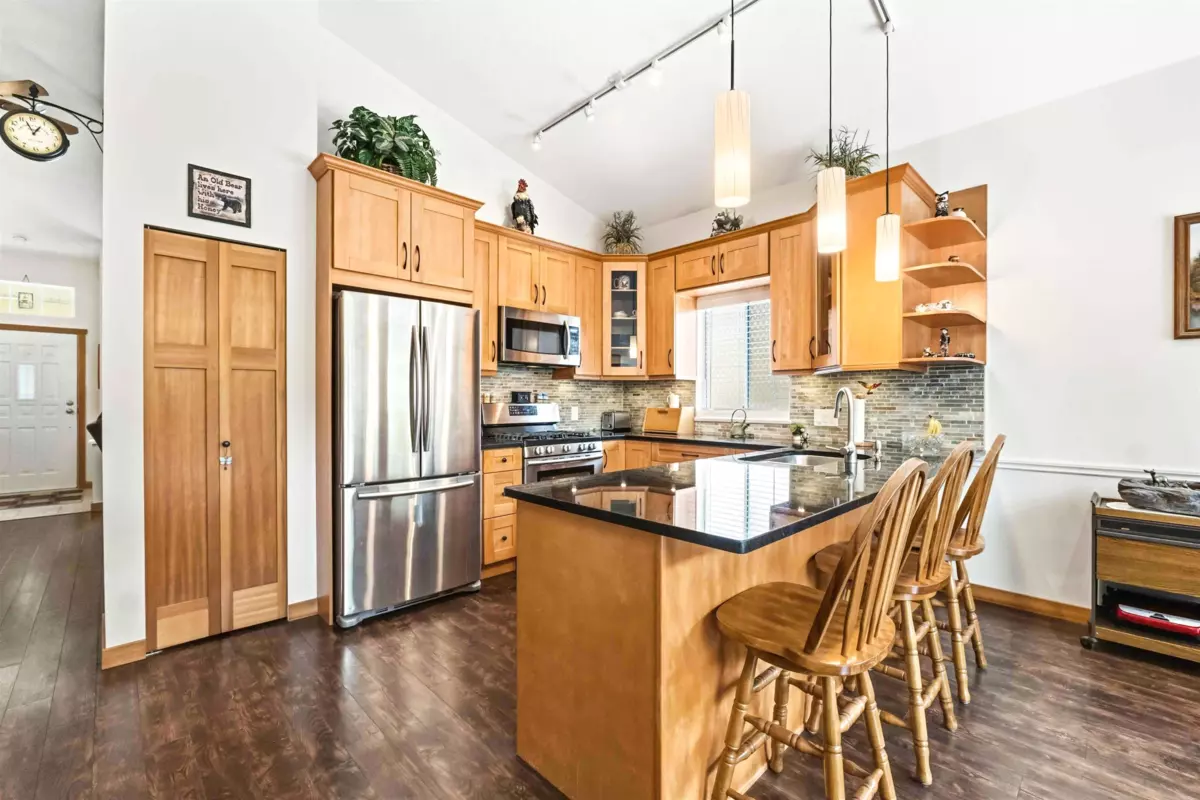 Living Room Photo of 56 9012 Walnut Grove Drive, Langley, BC
