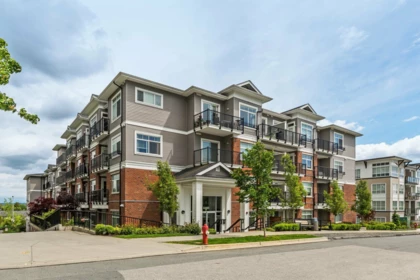 416 6480 195a Street, Surrey, BC, Surrey — Apartment/Condo for sale
