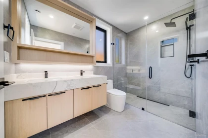 Powder Room Photo of 1 2636 Mcgill Street, Vancouver, BC