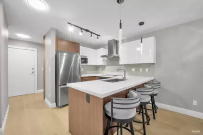 416 7131 Stride Avenue, Burnaby, BC, Burnaby — Apartment/Condo for sale
