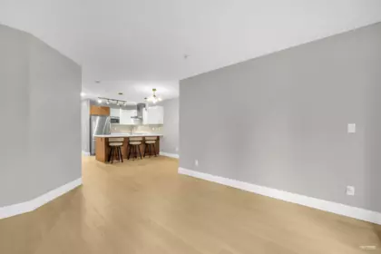 Walk-In Closet Photo of 416 7131 Stride Avenue, Burnaby, BC