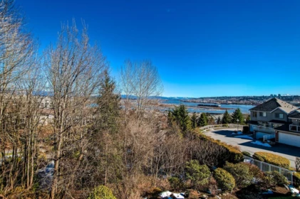 Community Amenities Photo (Clubhouse) of 27 72 Jamieson Court, New Westminster, BC