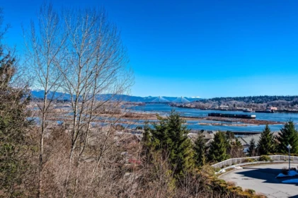 Fitness Center Photo Near 27 72 Jamieson Court, New Westminster, BC