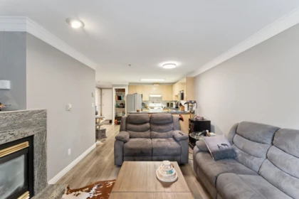 211 8115 121a Street, Surrey, BC, Surrey — Apartment/Condo for sale