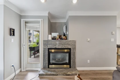 211 8115 121a Street, Surrey, BC, Surrey — Apartment/Condo for sale