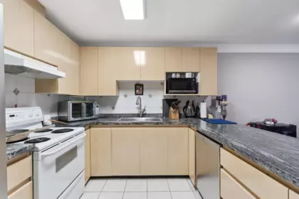 Kitchen Island Photo of 211 8115 121a Street, Surrey, BC