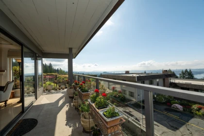 Entry Foyer Photo of 26 2214 Folkestone Way, West Vancouver, BC
