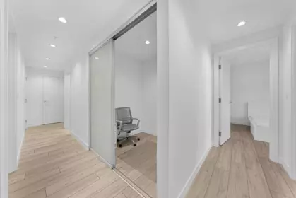 401 6080 Mckay Avenue, Burnaby, BC, Burnaby — Apartment/Condo for sale