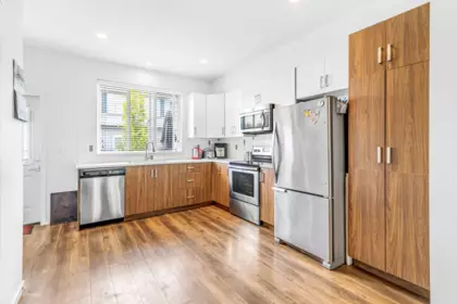 Breakfast Nook Photo of 20 5858 142 Street, Surrey, BC