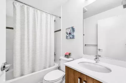 Guest Bathroom Photo of 20 5858 142 Street, Surrey, BC