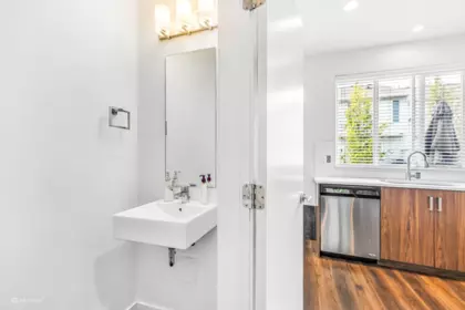 Primary Bathroom Photo of 20 5858 142 Street, Surrey, BC