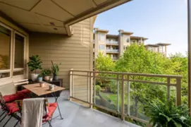 311 159 W 22nd Street, North Vancouver, BC