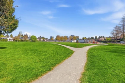 Front Yard Photo of 205 6800 Eckersley Road, Richmond, BC