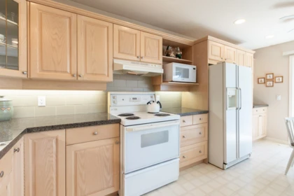 Powder Room Photo of 2227 140a Street, Surrey, BC