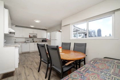 Breakfast Nook Photo of 13782 Harper Road, Surrey, BC