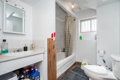 Laundry Room Photo of 13782 Harper Road, Surrey, BC