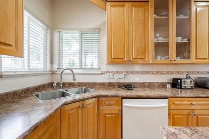 Breakfast Nook Photo of 8358 144 Street, Surrey, BC