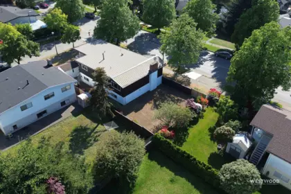 Outdoor Kitchen Photo of 6858 Tyne Street, Vancouver, BC